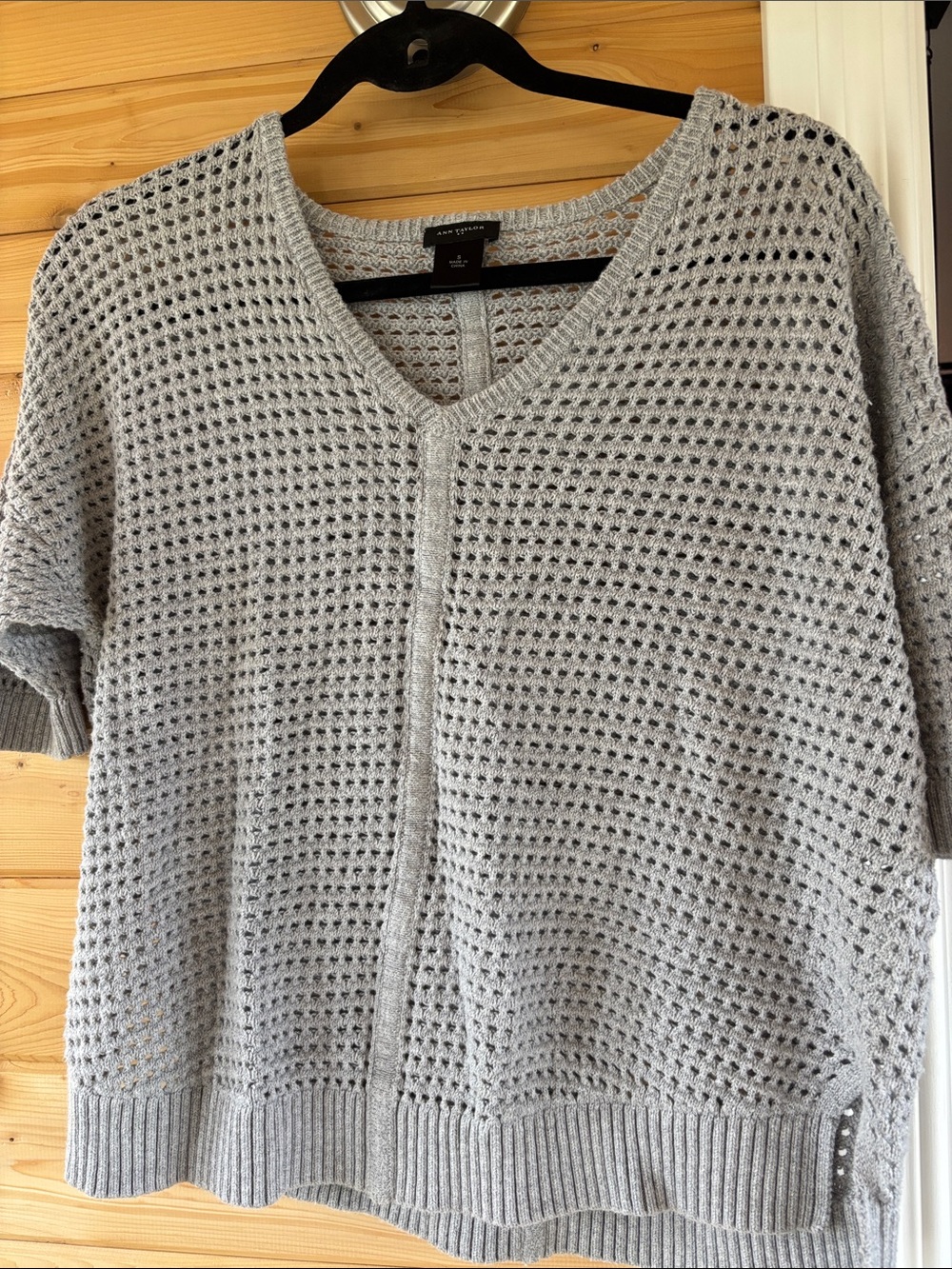 Ann Taylor Light Gray Open-Knit V-Neck Sweater